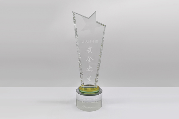 奖杯-6-修-大.jpg